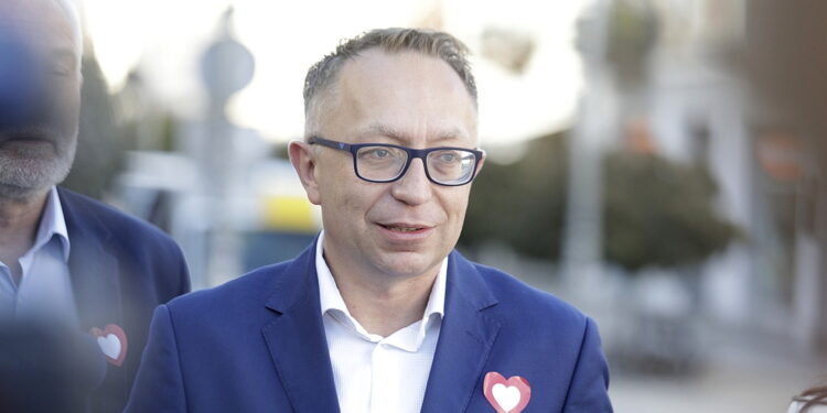 Koalicja Obywatelska wybierze szefów regionalnych struktur - Radio Kielce 17.10.2024 Kielce. Konferencja Platformy Obywatelskiej. Arrur Gierada / Fot. Jarosław Kubalski - Radio Kielce