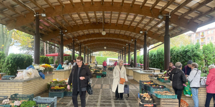 Ceny warzyw i owoców w Sandomierzu (26.10.2023) - Radio Kielce