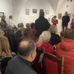 22.10.2023. Sandomierz. Wystawa malarstwa i rysunku Włodzimierza Szemraja / Fot. Grażyna Szlęzak - Radio Kielce