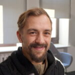 06.11.2023. Kielce. Studio Polityczne Radia Kielce. Na zdjęciu: Mateusz Iwan - Konfederacja / Fot. Kamil Król - Radio Kielce