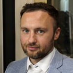 06.11.2023. Kielce. Studio Polityczne Radia Kielce. Na zdjęciu: Michał Piasecki - PO KO / Fot. Kamil Król - Radio Kielce