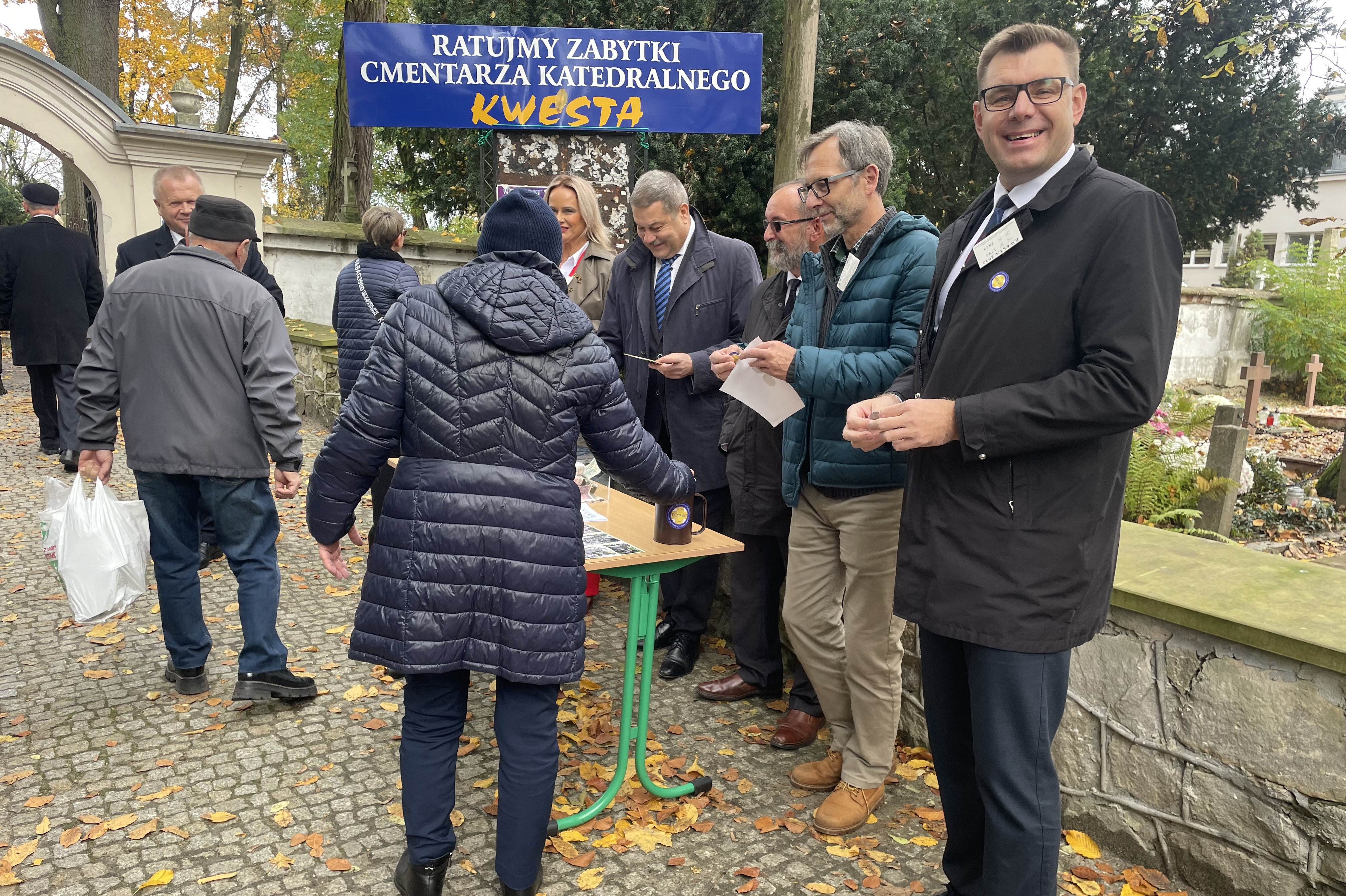 Rekordowa zbiórka na sandomierskich cmentarzach