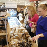 Nie lada gratka dla miłośników biżuterii i skamieniałości - Radio Kielce