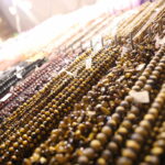 Nie lada gratka dla miłośników biżuterii i skamieniałości - Radio Kielce