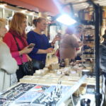 Nie lada gratka dla miłośników biżuterii i skamieniałości - Radio Kielce