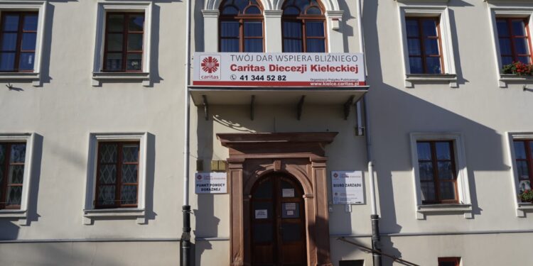 Kielecka Caritas poszukuje osób, które ufundują stypendia dla dzieci