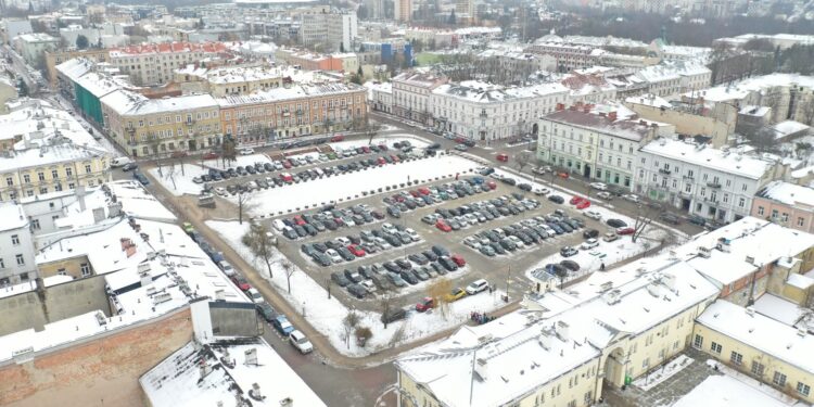 Kielce. Plac Wolności / Fot. Jarosław Kubalski - Radio Kielce