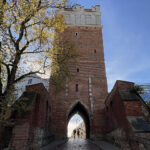 Sandomierz. Brama Opatowska / Fot. Robert Felczak – Radio Kielce