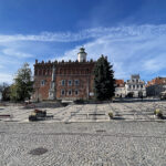 Sandomierz. Ratusz, Urząd Miejski w Sandomierzu, starówka, Rynek / Fot. Robert Felczak – Radio Kielce