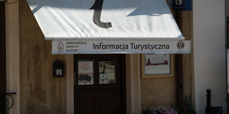 Sandomierz. Sandomierskie Centrum Kultury, Centrum Informacji Turystycznej / Fot. Robert Felczak – Radio Kielce