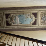 20.11.2023. Ostrowiec Św. Malowidła na klatce schodowej w budynku przy ul. Staszica 7. / Fot. Patryk Wójcik - Radio Kielce