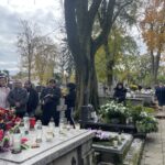 01.11.2023. Sandomierz. Msza święta na cmentarzu katedralnym. / Fot. Grażyna Szlęzak - Radio Kielce