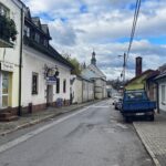 Ważna ulica w Chęcinach zostanie wyremontowana - Radio Kielce 06.11.2021. Chęciny. Ulica Małogoska / Fot. Jarosław Kubalski - Radio Kielce