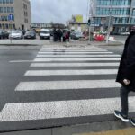 Niepełnosprawni chwalą nowe przejście - Radio Kielce 15.11.2023. Kielce. Inauguracja nowego przejścia dla pieszych przy ulicy Żelaznej. / Fot. Jarosław Kubalski - Radio Kielce