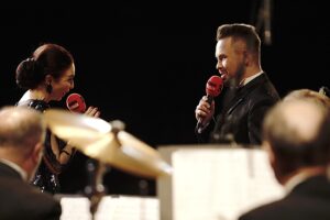 Grażyna Brodzińska i Jakub Milewski w przebojowym koncercie z bisami - Radio Kielce
