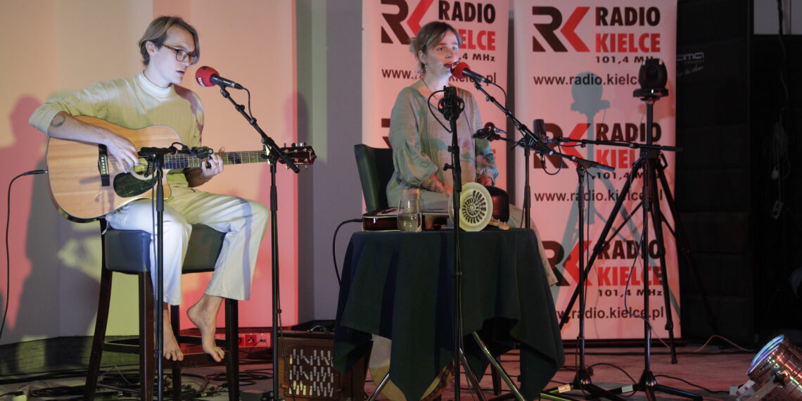 03.11.2023. Radio Kielce. Koncert zespołu „drzewo". / Fot. Stanisław Blinstrub - Radio Kielce