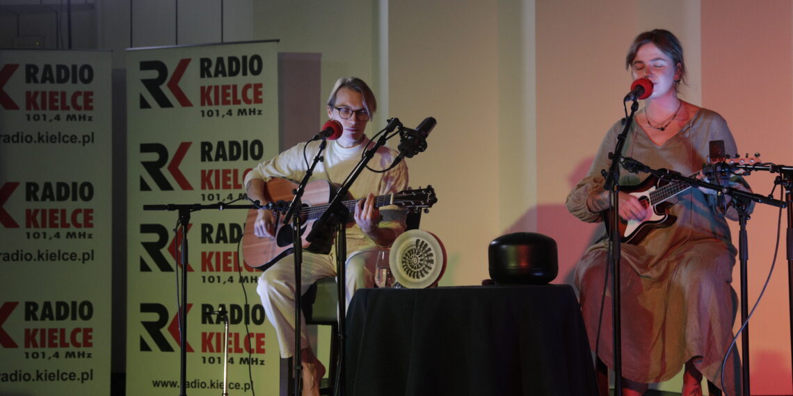 03.11.2023. Radio Kielce. Koncert zespołu „drzewo". / Fot. Stanisław Blinstrub - Radio Kielce