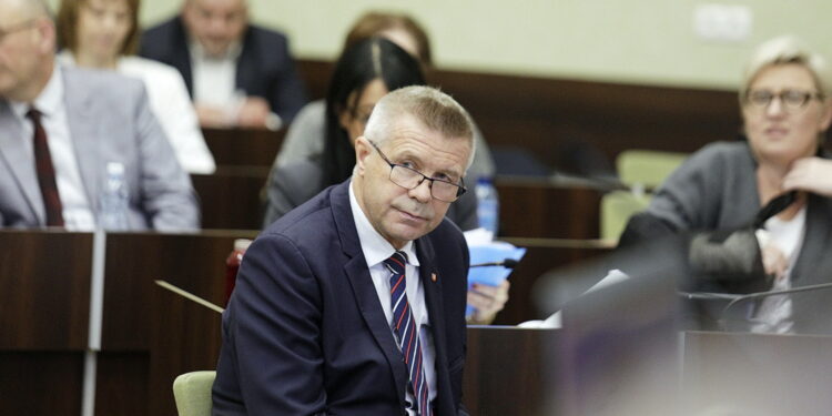 Gdzie jest prezydent Kielc, gdy radni go potrzebują?