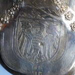 11.11.2023. Sandomierz. Muzeum Diecezjalne. Relikwiarz Drzewa Krzyża, fragment herbu / Fot. Urszula Stępień - kustosz Muzeum Diecezjalnego w Sandomierzu