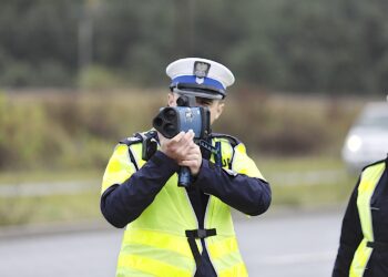 15.11.2023. Kielce. Akcja policji pod nazwą „Prędkość” / Fot. Jarosław Kubalski – Radio Kielce