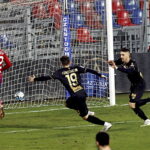 17.12.2023. Częstochowa. 19. kolejka PKO BP Ekstraklasy: Raków Częstochowa - Korona Kielce / Fot. Waldemar Deska - PAP