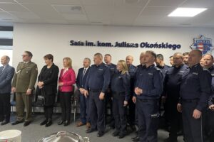 15.12.2023. Sandomierz. Spotkanie opłatkowe w Komendzie Powiatowej Policji / Fot. Grażyna Szlęzak - Radio Kielce