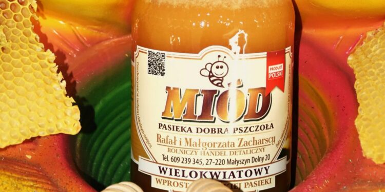 Miód z pasieki Dobra pszczoła Małgorzaty i Rafała Zacharskich z Małyszyna w powiecie starachowickim / Fot. Pasieka Dobra Pszczoła - Facebook