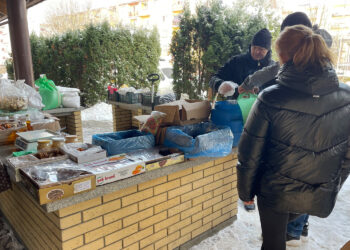 Ceny warzyw i owoców na targu w Sandomierzu - Radio Kielce