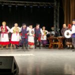 Zespół Świętokrzyskie Jodły z gminy Bodzentyn w przedstawieniu „Granie u Maciejów” / Fot. Marzena Smoręda - Radio Kielce