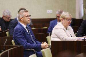 Budżet Kielc przyjęty, ale poparło go tylko kilkoro radnych