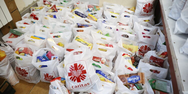 Ponad tysiąc osób otrzyma wsparcie od kieleckiej Caritas