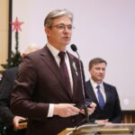 28.12.2023. Kielce. Sesja sejmiku województwa. Na zdjęciu europoseł Adam Jarubas. / Fot. Wiktor Taszłow - Radio Kielce