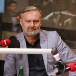 04.12.2023. Studio Polityczne Radia Kielce. Na zdjęciu: Artur Pejas z Nowej Lewicy. / Fot. Wiktor Taszłow - Radio Kielce