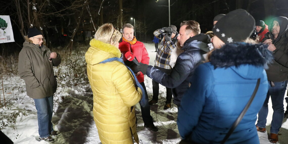 06.12.2023. Kielce. Protest mieszkańców ulicy Klonowej. / Fot. Wiktor Taszłow - Radio Kielce