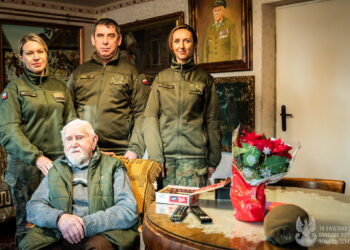 Świętokrzyscy terytorialsi ze świąteczną wizytą u weteranów
