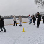 07.12.2023. Końskie. Lodowisko / Fot. Magdalena Galas-Klusek - Radio Kielce
