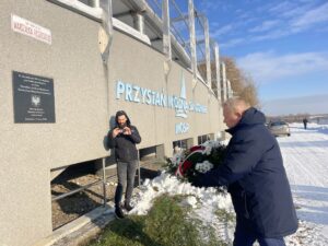 05.12.2023. Sandomierz. Rocznica urodzin Marszałka Józefa Piłsudskiego. Na zdjęciu: Janusz Stasiak - zastępca burmistrza Sandomierza. / Fot. Grażyna Szlęzak - Radio Kielce