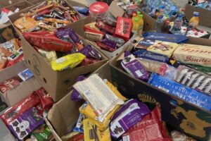 Ponad tysiąc paczek żywnościowych od sandomierskiej Caritas