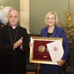 Biskup Jan Piotrowski podziękował wicemarszałek za wspieranie niepełnosprawnych