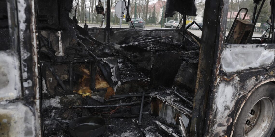 17.12.2023. Kielce. Pożar autobusu. / Fot. Jarosław Kubalski - Radio Kielce