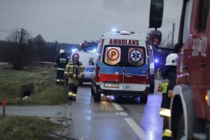 26.12.2023. Huta Nowa. Wypadek / Fot. Jarosław Kubalski - Radio Kielce