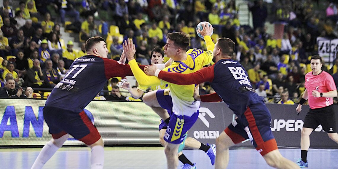 17.12.2023. Kielce. Mecz ORLEN Superligi: Industria Kielce - Górnik Zabrze. / Fot. Jarosław Kubalski - Radio Kielce