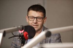 11.12.2023 Radio Kielce. Studio Polityczne. Robert Kaszuba - Polska 2050 / Fot. Jarosław Kubalski - Radio Kielce