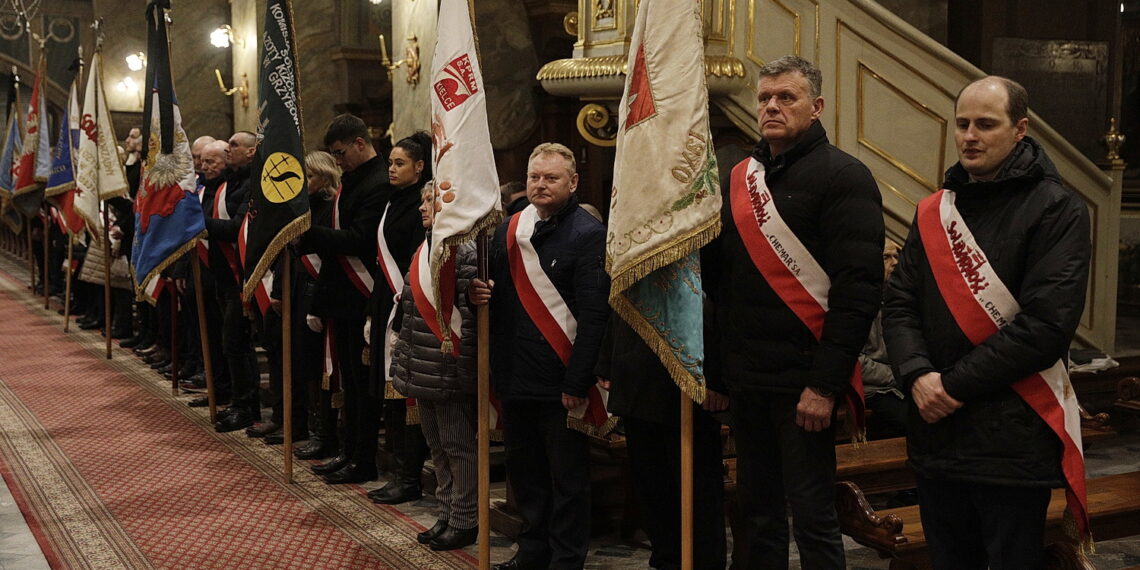 13.12.2023 Kielce. Katedra. Msza w rocznicę wprowadzenia stanu wojennego / Fot. Jarosław Kubalski - Radio Kielce