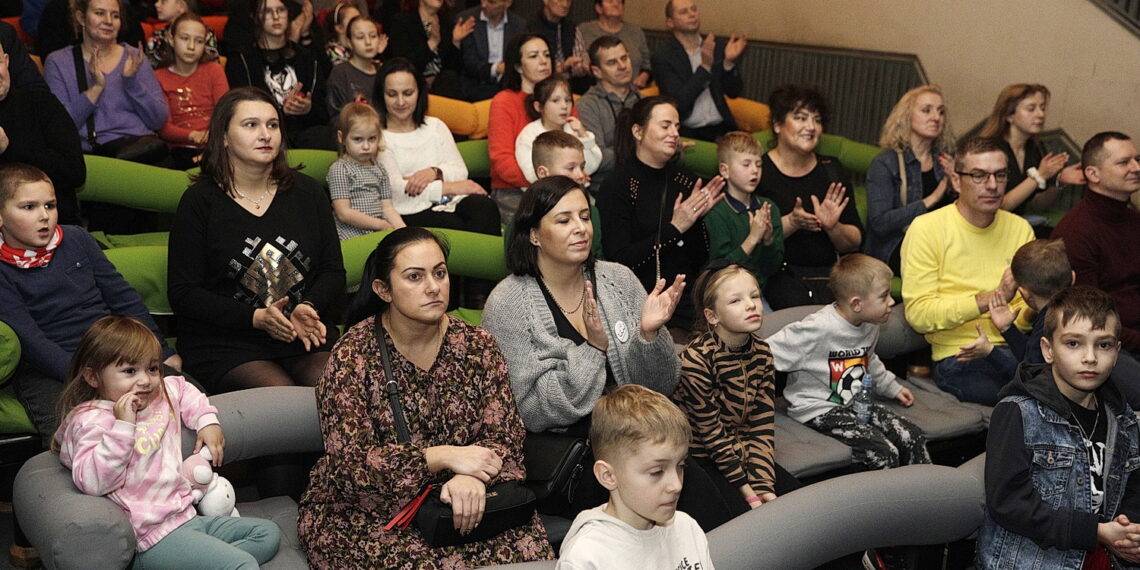 28.12.2023 Kielce. Teatr Lalki i Aktora "Kubuś. Gala 2. Plebiscytu Publiczności "Wystrzałowy Kubuś!” / Fot. Jarosław Kubalski - Radio Kielce