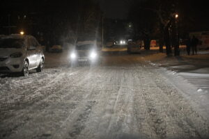 Bardzo trudne warunki na świętokrzyskich drogach