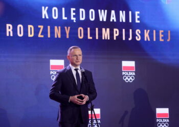 08.01.2024. Warszawa. Prezydent Andrzej Duda podczas wspólnego kolędowania z Polską Rodziną Olimpijską w Warszawie / Fot. Leszek Szymański - PAP