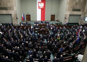 Sejm rozpoczął posiedzenie, zajmie się budżetem państwa na 2024 rok