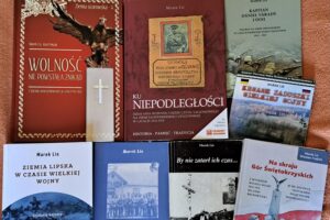 Publikacje Marka Lisa - pracownika Biblioteki Pedagogicznej w Opatowie i jednocześnie pasjonata historii / Fot. Marek Lis - arch. prywatne