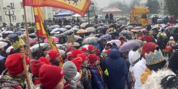 06.01.2024. Skarżysko-Kamienna. Orszak Trzech Króli / Fot. Anna Głąb - Radio Kielce